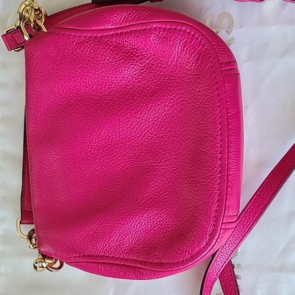 Michael Kors Pink Crossbody Bag - Picture 4 of 10